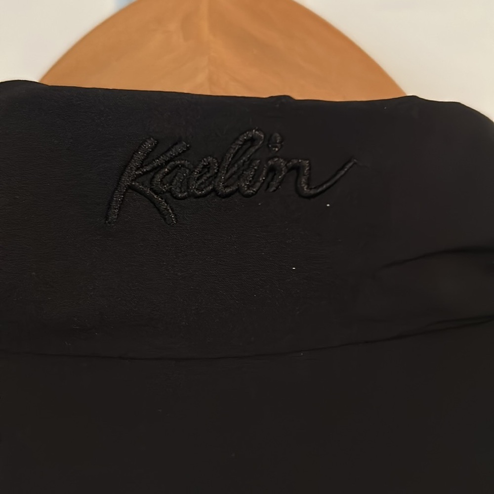 Kaelin Black Sport Jacket / Windbreaker Front-Zip EUC Size: M - Picture 3 of 6